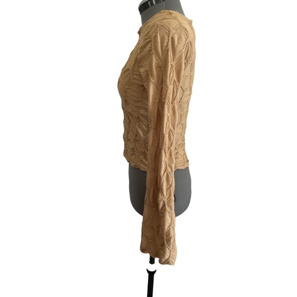 Just Polly New York Tan Textured Long Sleeve Cropped Top Medium - Picture 2 of 7